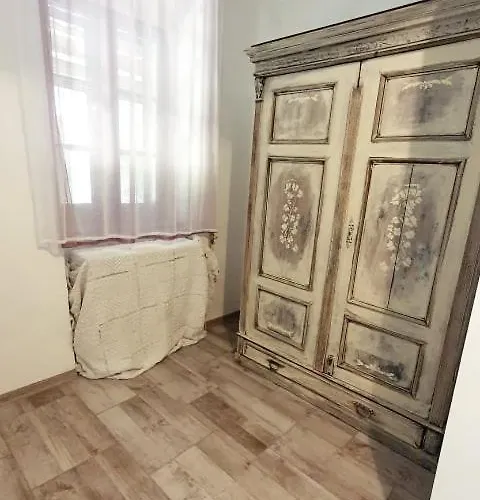 Vankos Vendeghaz * Mindszent